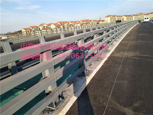 橋梁防撞護欄，防撞欄桿